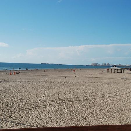 Brisas Estadio Playa Victoria Cádiz Eksteriør bilde